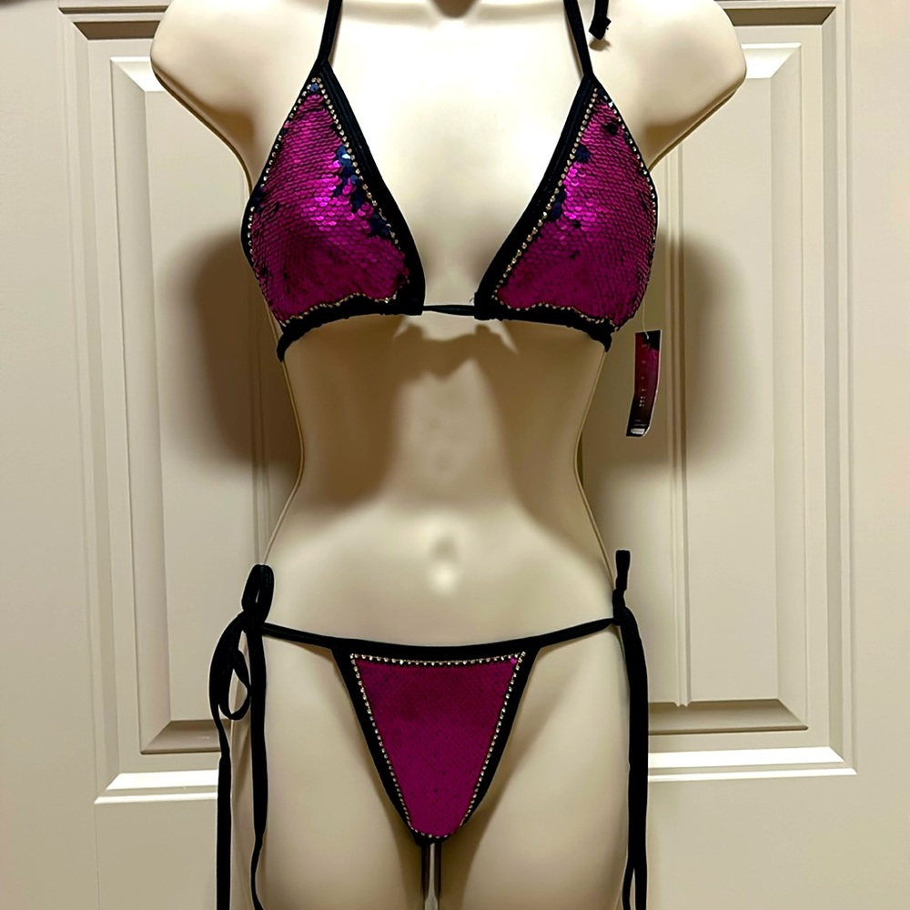 FUSHIA SEQUENCE/JEWELED STRING BIKINI **NWT**